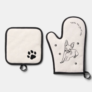 Stylish Chihuahua: Personalised Line Art Oven Mitt & Pot Holder Set