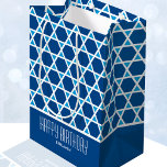 Stylish Happy Birthday Star Pattern Blue Custom Medium Gift Bag<br><div class="desc">Personalized gift bags are a great way to add a personal touch to your gift-giving! This stylish template features a geometric star pattern and is personalized with the recipient's name. The 'Happy Birthday' greeting can also be modified or adapted for different occasions. A versatile design that's perfect for family and...</div>