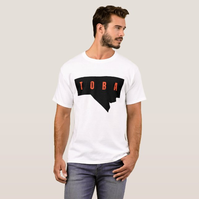 Stylish “Manitoba” Split Letter Tee – Prov T-Shirt (Devant entier)