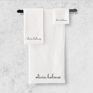 Stylish Monogram   Modern Minimalist White Script Bath Towel Set