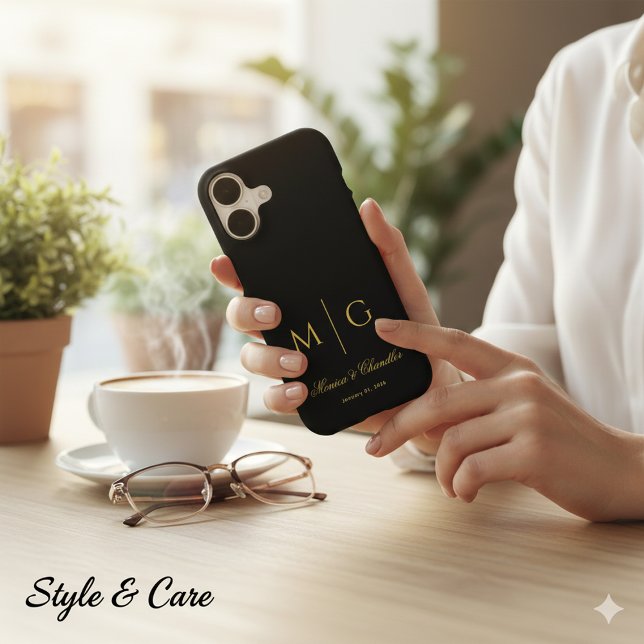 Stylish Monogram With Couple Name Black (Stylish Monogram With Couple Name Black iPhone 17 Case)