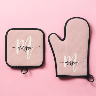Stylish Pink Monogram Girl's Kitchen Script Oven Mitt & Pot Holder Set
