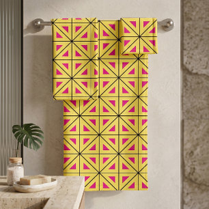 Stylish Yellow & Pink Geometric Pattern Bath Towel Set