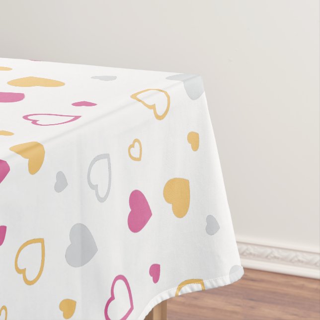 Stylized hearts pattern tablecloth (In Situ)
