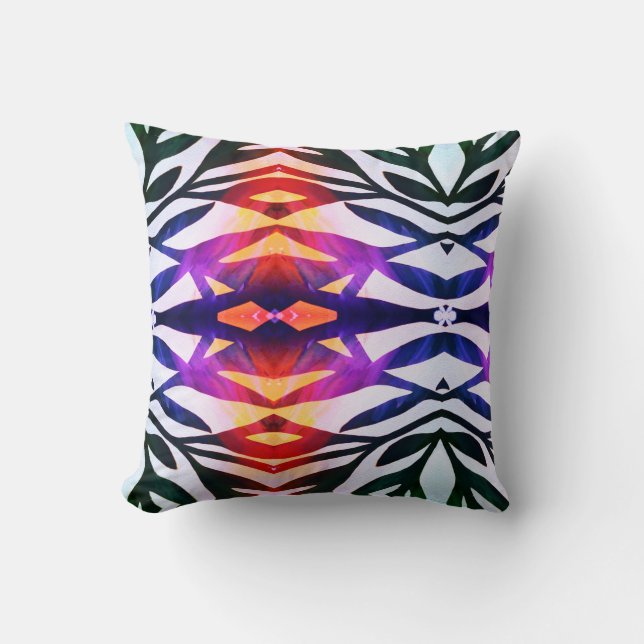 Stylized Leaf Kaleidoscope Effect Pattern Cushion (Front)