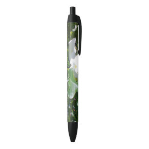 stylo à l'encre noire de photo