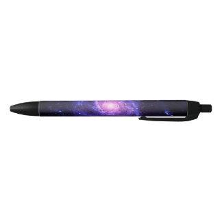 Stylo Noir Black pen with galaxy print.