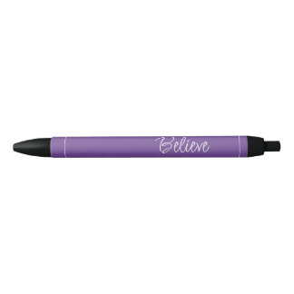 Stylo Noir "Croire" Phrase Grape Violet Arrière - plan