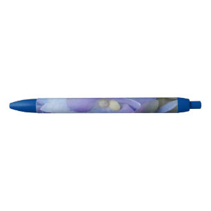 Stylo Noir fleurs hydrangées bleues