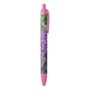 Stylo Noir Fleurs lilas violettes sauvages avec feuilles vert