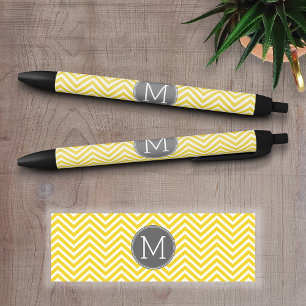 Stylo Noir Motif chevron jaune et gris avec monogramme
