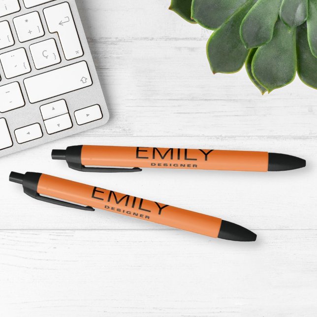 Stylo Noir Typographie noire moderne | Orange (Créateur téléchargé)