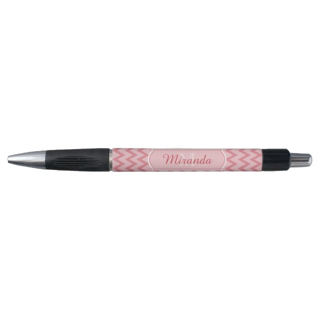 Stylo Trendy Pink Chevron Zigzag Nom et Monogramme (Devant)