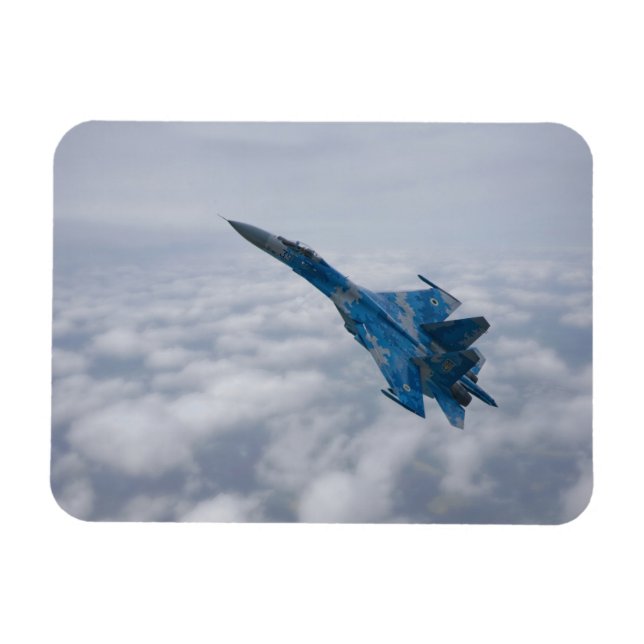 SU-27 Flanker Above The Clouds Magnet (Horizontal)
