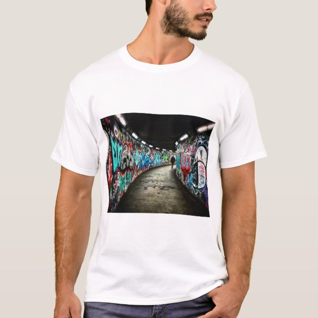 Subway graffiti art T-Shirt (Front)