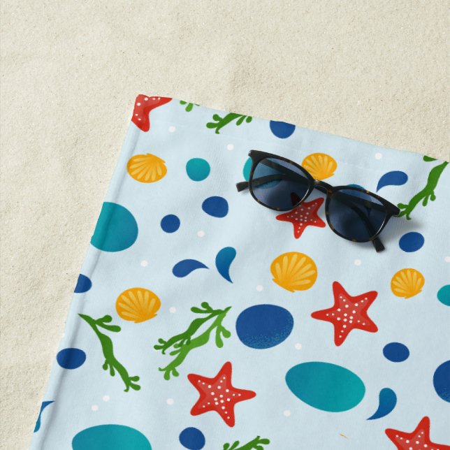 Summer beach with starfish, shells and pebbles beach towel (In Situ)