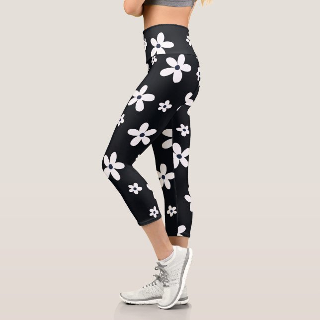Summer Boho Black White Daisy Flowers Capri Leggings (Left)