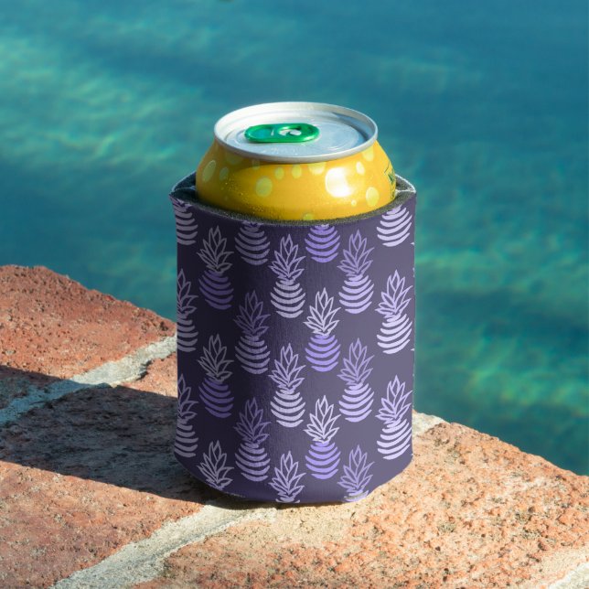 Summer colourful pineapple fruit blue pattern can cooler (In Situ Pool)