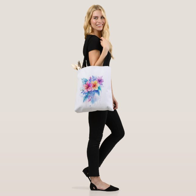 Summer flowers tote bag (On Model)