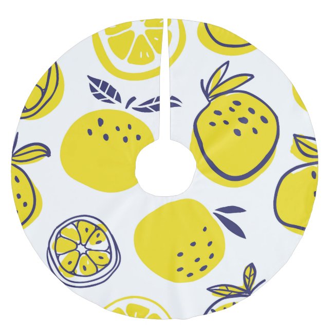 Summer Oranges: Stylish Fruit Pattern. Brushed Polyester Tree Skirt (Front)