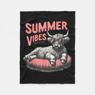 Summer Vibes Highland Cow Funny Pool Party Vintage Fleece Blanket