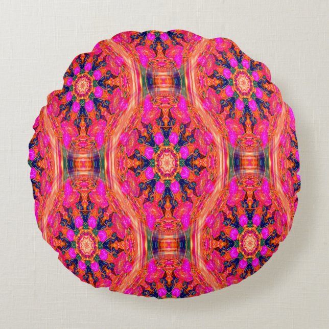 Summery Fun Day...... Round Pillow (Front)