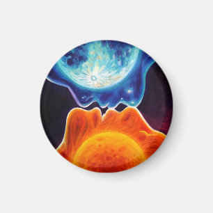 Sun and moon kiss magnet