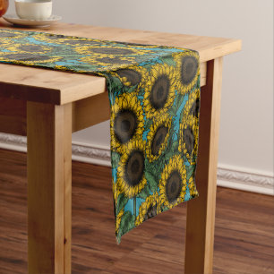Sunflower field short table runner