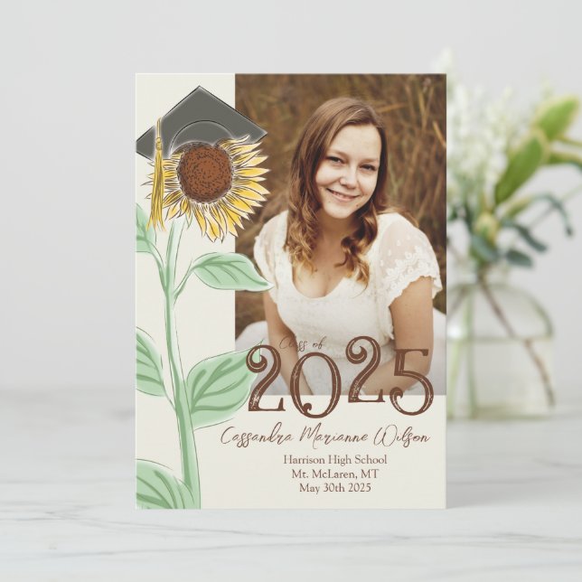Sunflower Graduation Faire-part avec pays Casquett (Debout devant)