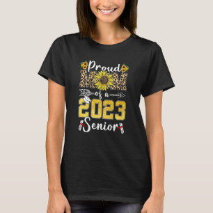 Sunflower Leopard Proud Mom Of a 2023 Senior Gradu T-Shirt