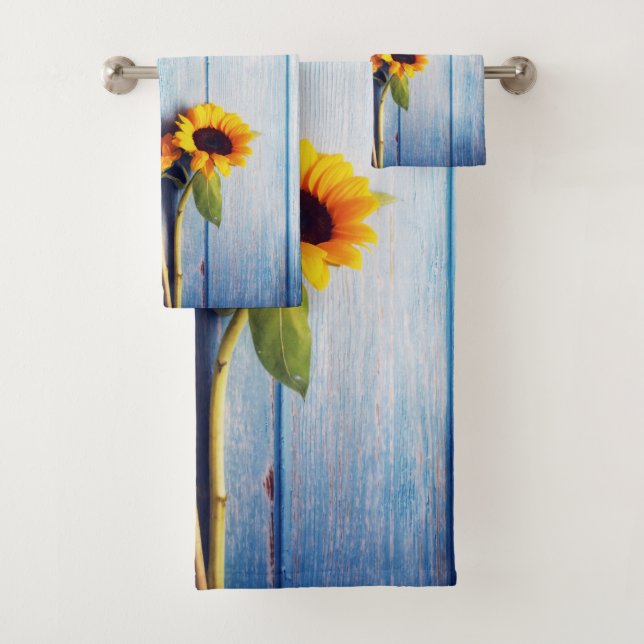 Sunflower on Blue Wood Wall (En situation)