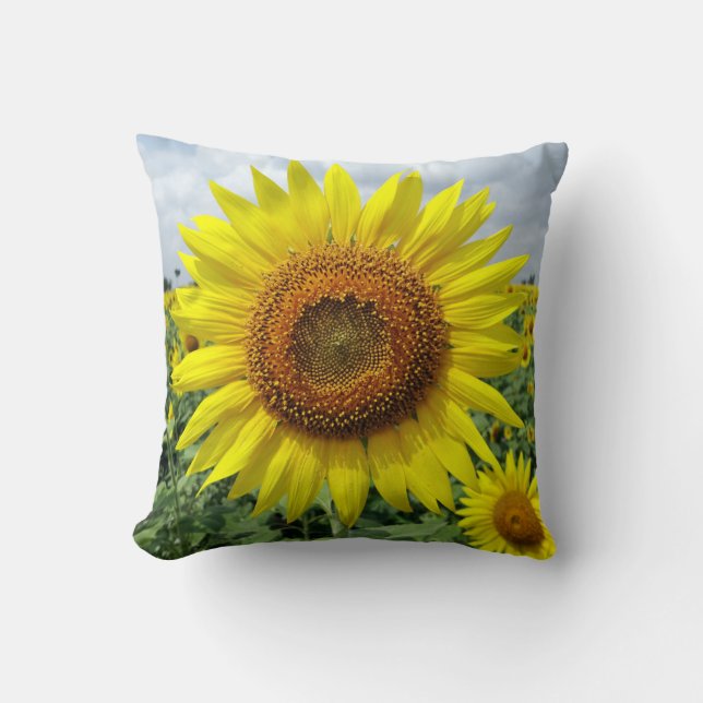 Sunflower pillow (Front)