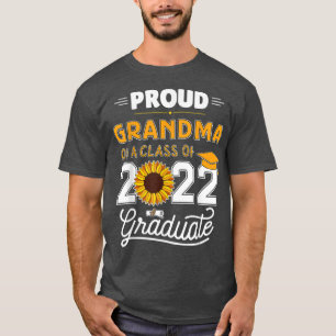 Sunflower Proud Grandma Class of 2022 Graduate Gra T-Shirt