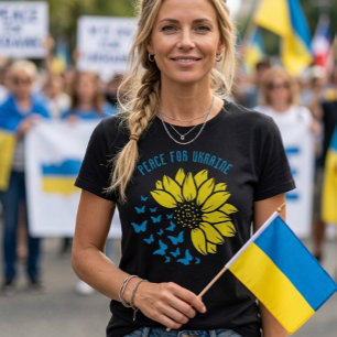 Sunflower symbol of Peace. Peace for Ukraine.  T-Shirt