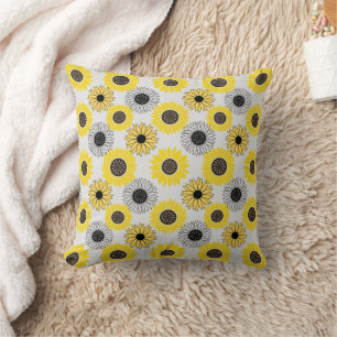 Sunflowers bx4 Design 2 OffWhite BG Throw Pillow