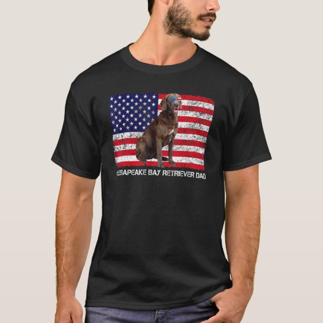Sunglasses Chesapeake Bay Retriever Dad Flag Ameri T-Shirt (Front)