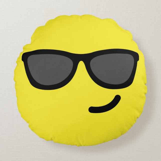 Sunglasses Emoji Round Pillow (Front)