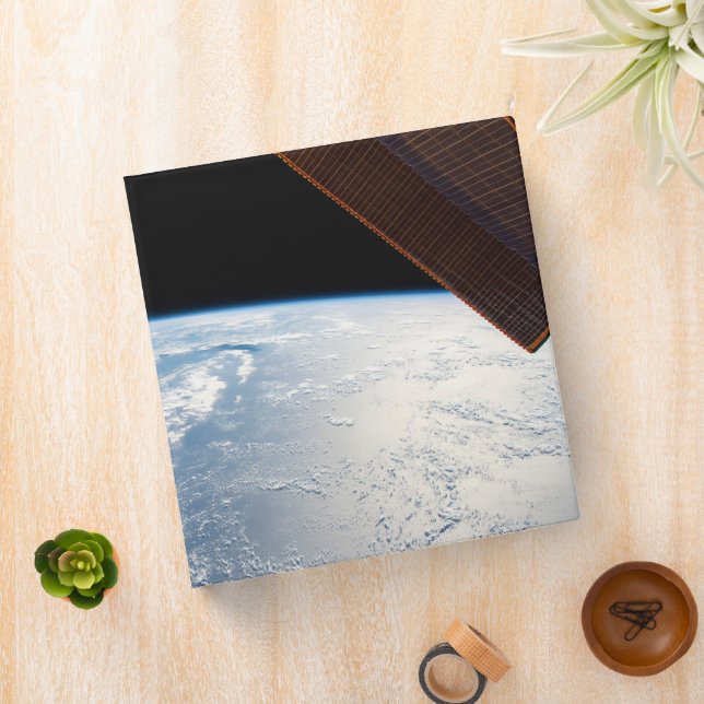 Sunglint Beams Off The Waters Of The Pacific Ocean Binder (In Situ)