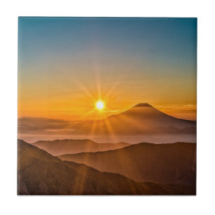 Sunrise between the hills tile