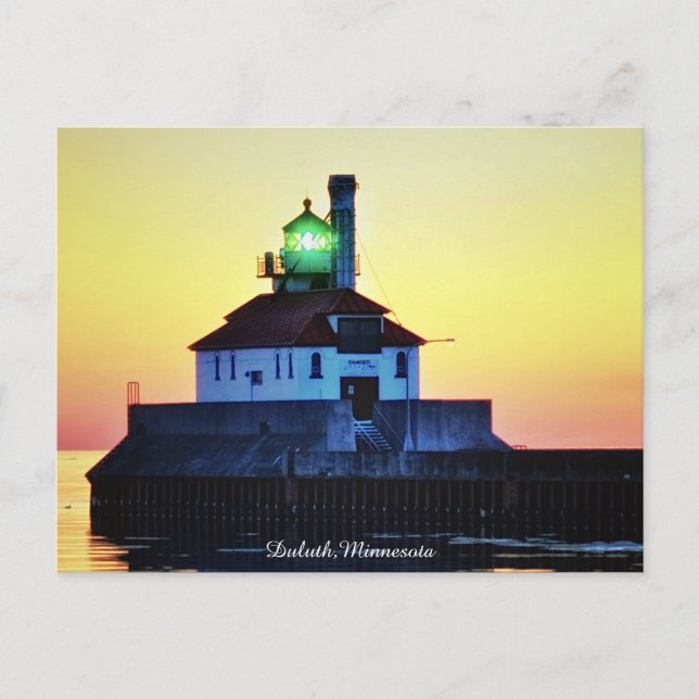 Sunrise Lighthouse Duluth,Minnesota Postcard (Front)