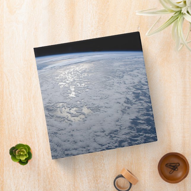 Sun's Glint Beaming On The South Pacific Ocean. Binder (In Situ)