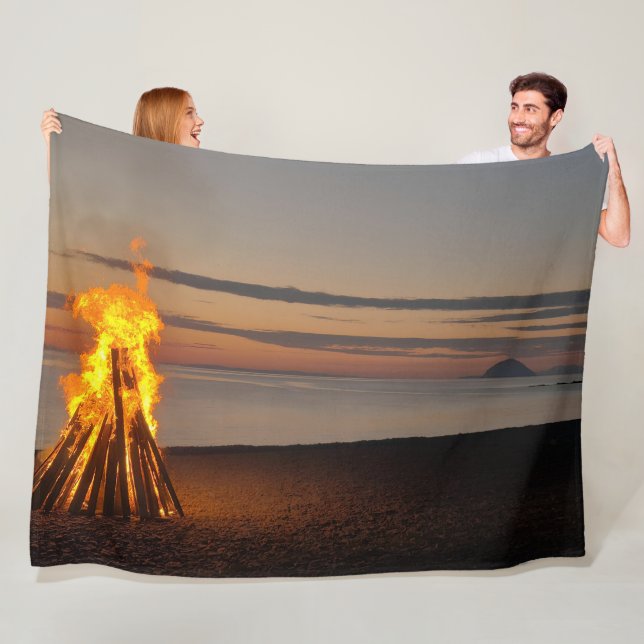 Sunset Beacon Fleece Blanket (In Situ)