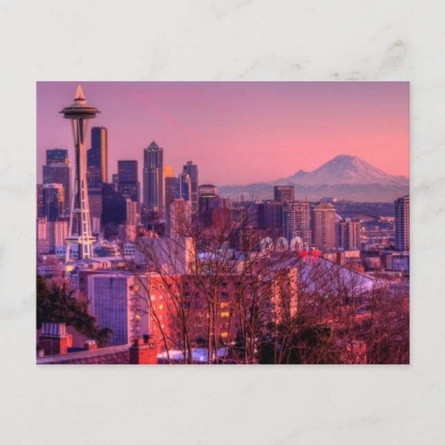 Sunset behind Seattle skyline from Kerry Park. Postcard (Front)