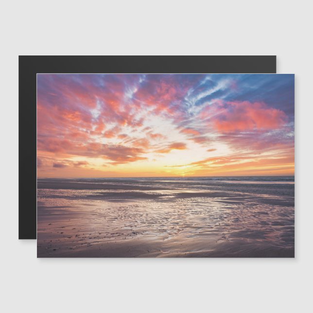 Sunset over beach and sea magnetic invitation (Front/Back)