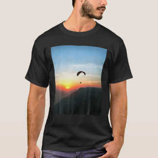 Sunset Paraglide Wanderlust Extreme Sport Art T-Shirt
