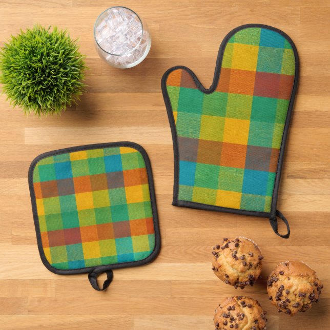 Sunset Squares – Colourful Plaid Oven Mitt & Pot H Oven Mitt & Pot Holder Set (Top Down)
