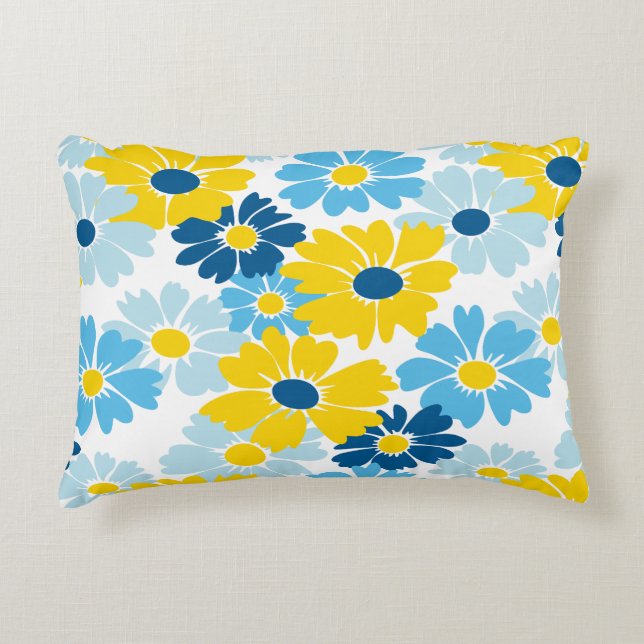 Sunshine Blue Sky Blooming Daisy  Accent Pillow (Front)