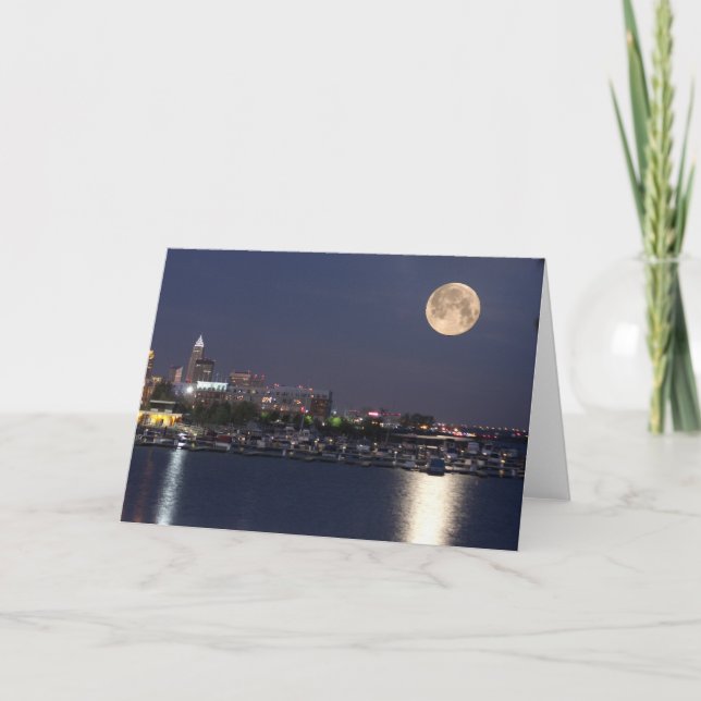 Super Moon Setting in Cleveland, Ohio Card (Front)