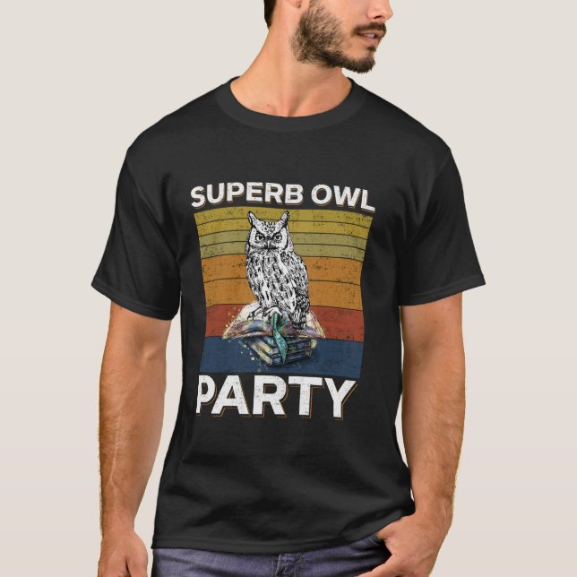 Superb Owl Party What We Do in the Shadows Owl Lov T-Shirt (Front)