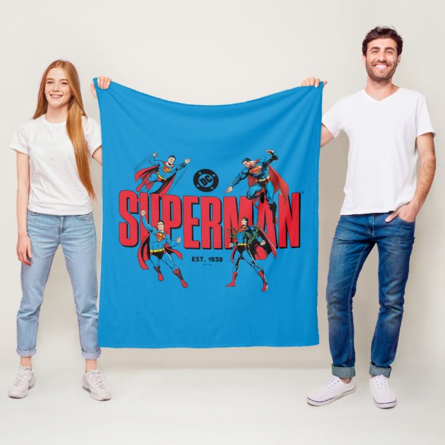 Superman Legends Forever Graphic Fleece Blanket (In Situ)